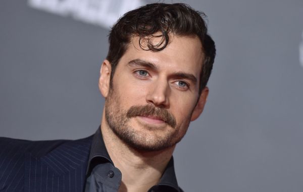 Henry Cavill- Top 10 Most Beautiful People In The World