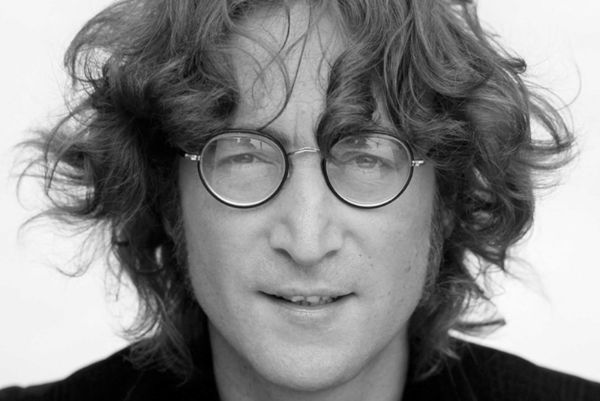 John Lennon - Top 10 famous Celebs that gone too soon